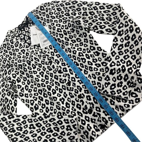 Theory Leopard Print V-Neck Cardigan Size S $385 - Picture 5 of 8
